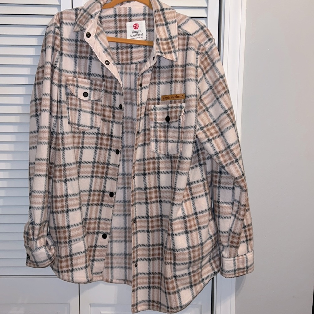 Simply southern shacket women’s XL